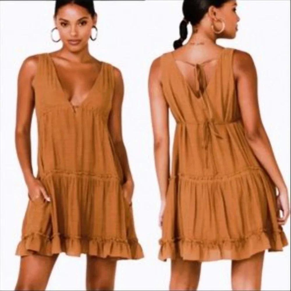 Solai The Label Dress Womens Size Large Tiered Mini Plunging V-Neck Camel Brown